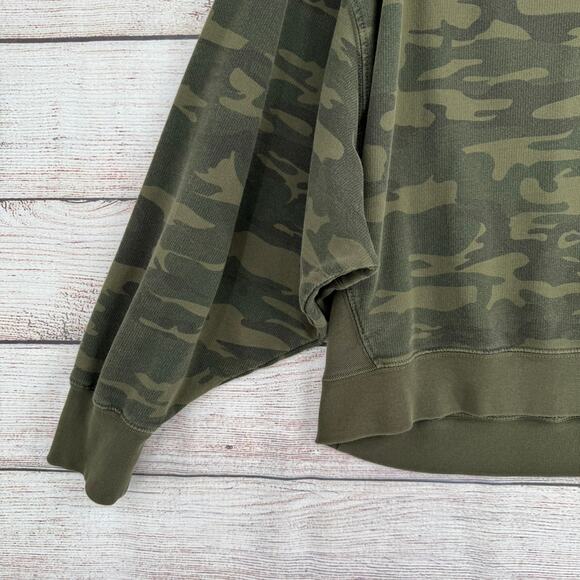 Sanctuary Camouflage Oversized Boxy Sweatshirt Womens Large Green Camo - Picture 7 of 13